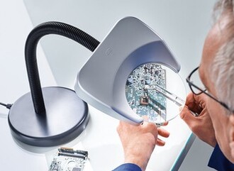 Lupenleuchten/Arbeitsstandlupen